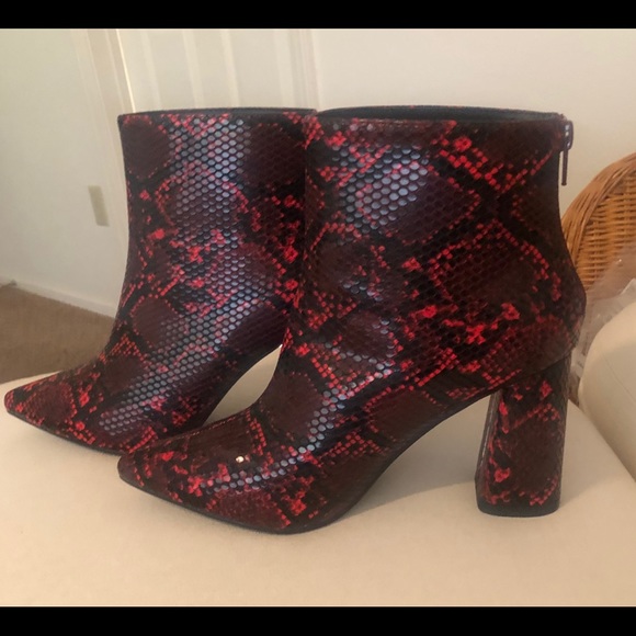 Black & Red Python Print Booties - Picture 1 of 4